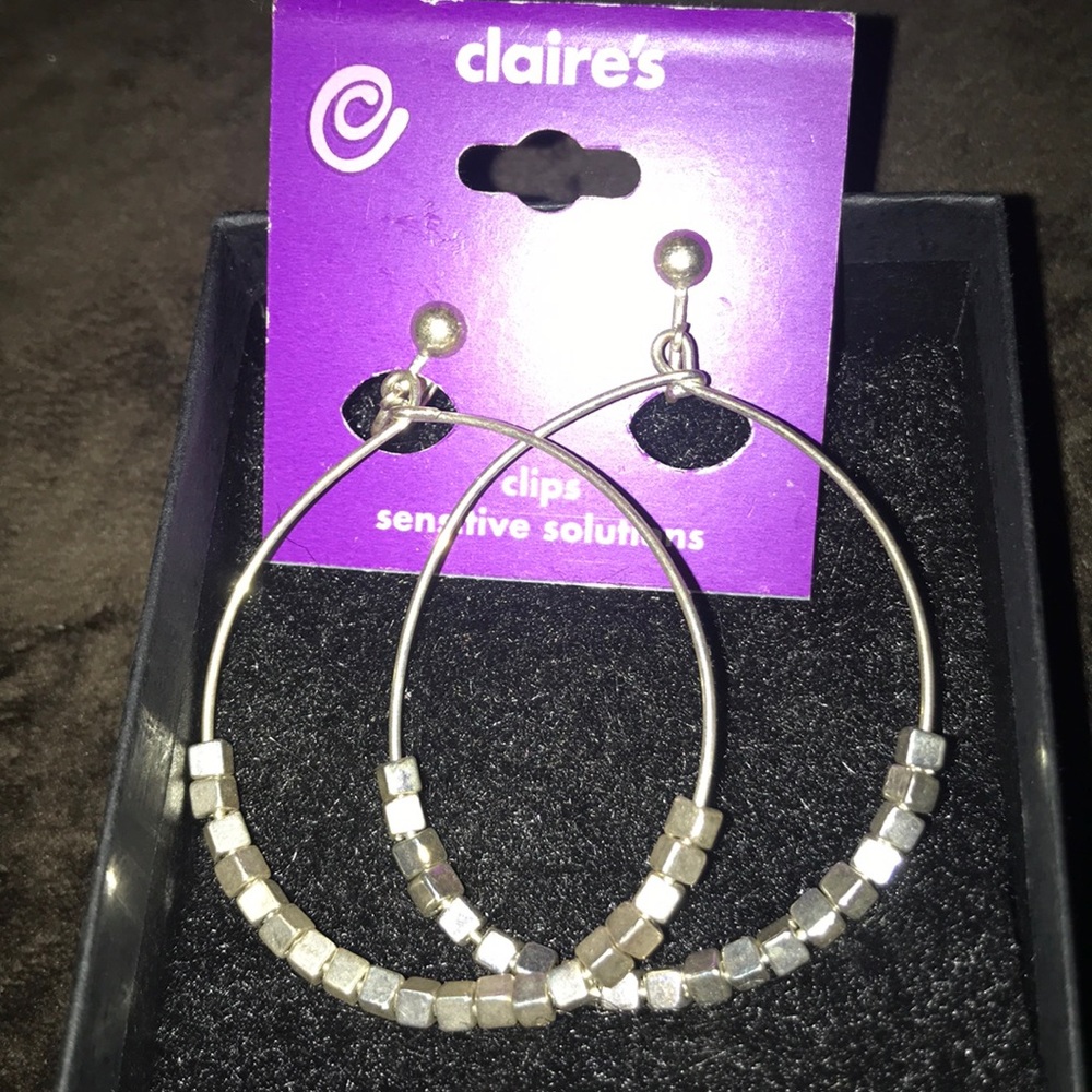 Clip on dangle dangly earrings silver hoops!!